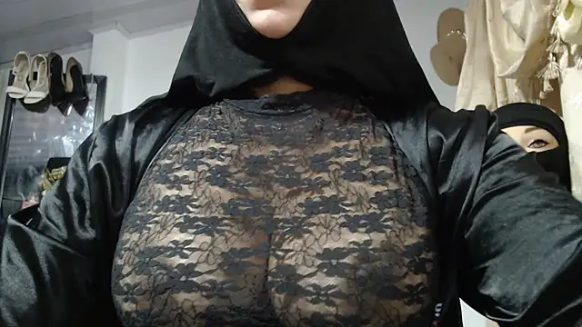 nadia__abaud Pertunjukan Webcam