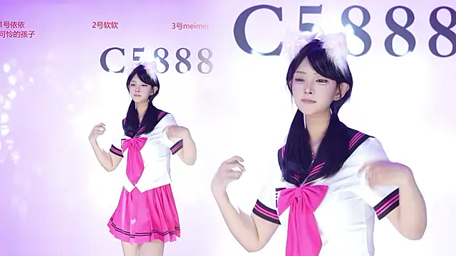 C5888 Шоу с уебкамера