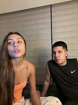 Bella_dannbond Adlı Modelin Web Kamerası Şovu