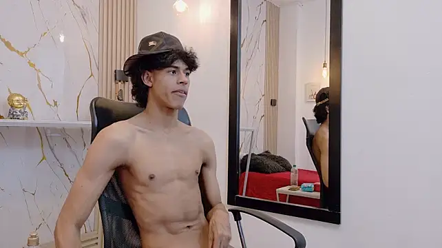 Zayn_Fox32 Webcamshow