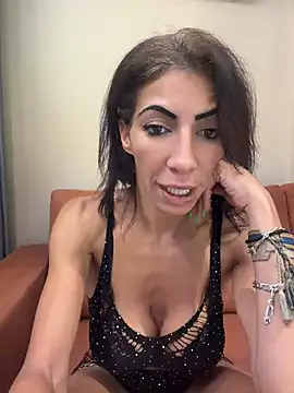 Yasmiinee Webcam-Show