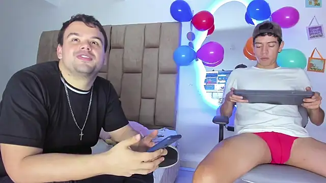 Aaron_Grant's Webcam Show