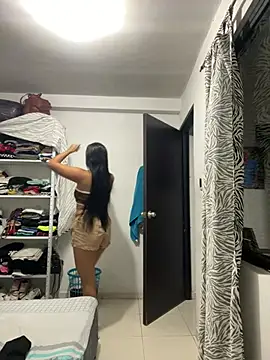 AbrilCollins' Live XXX Chat