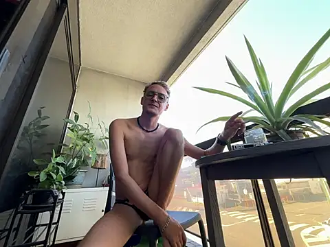 BlondieVelvet Webcam show