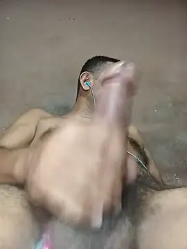 Longthick26cm's Webcam Show