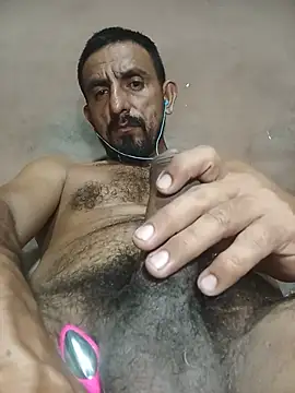 Longthick26cm: διαδικτυακό σόου στην κάμερα