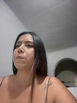 Živý XXX chat Thaix-
