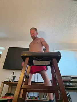 הופעת וובקאם של uptonplay