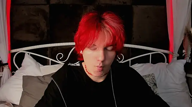 Benjamin_Harris Show in webcam