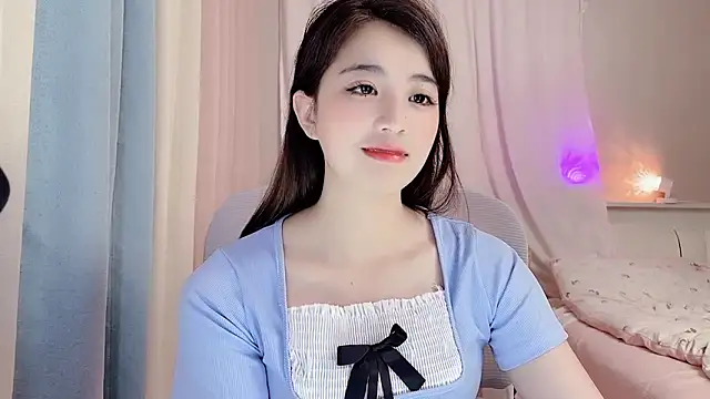 amy-6668's Live XXX Chat