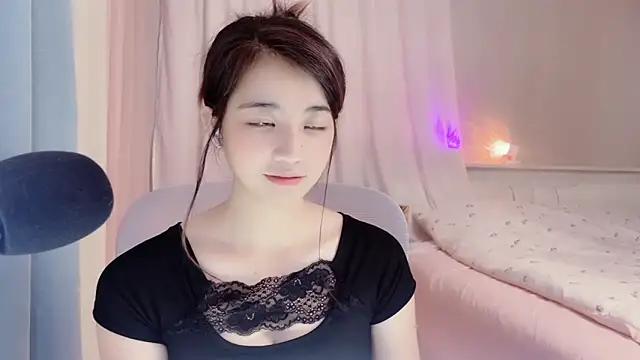 amy-6668's Live XXX Chat