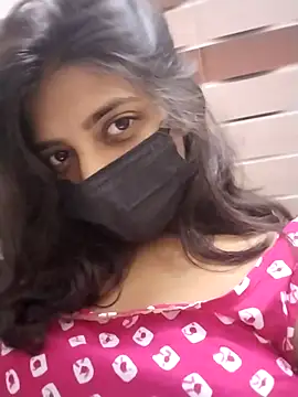 Show modela NAUGHTY-RASHI na web-kameri
