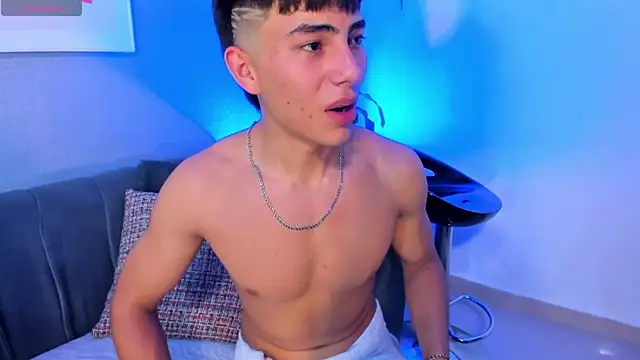 EthanSantorin Webbikameraesitys
