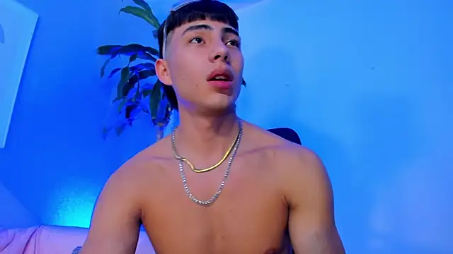 EthanSantori Webcamshow