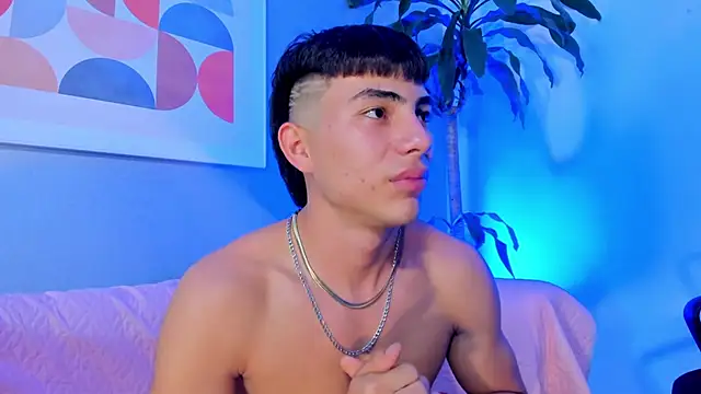 EthanSantori – Kamerová šou