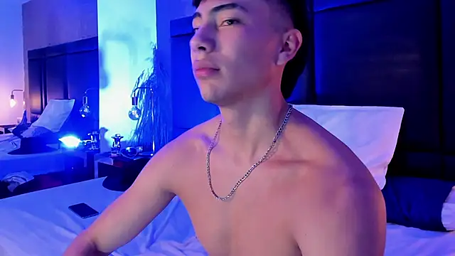 EthanSantori's Webcam Show