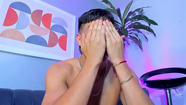 EthanSantori Webcamshow