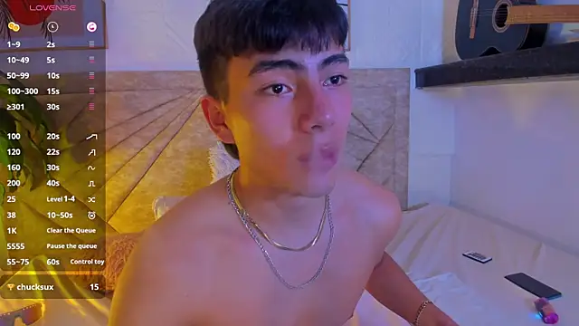Chat +18 de EthanSantori ao vivo