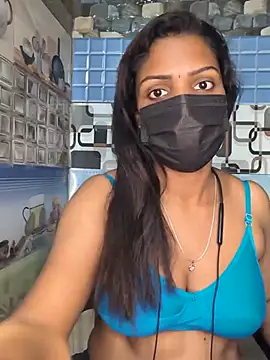 tamil_Riya143 Adlı Modelin Canlı XXX Sohbeti