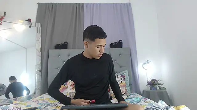 PhillipCox – webcam-show