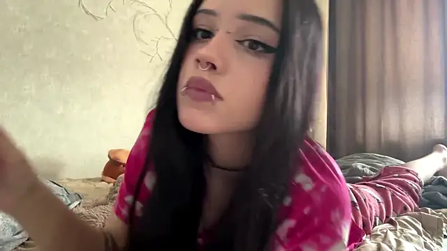 LouisePavlides' Webcam Show