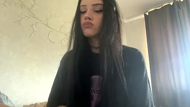 LouisePavlides 在線直播表演