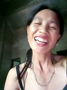 daily-lyn Live chat-huone