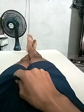 Show de webcam de chicolargo17