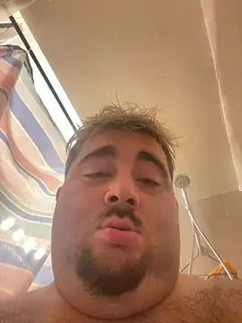 ZackVick25: διαδικτυακό σόου στην κάμερα