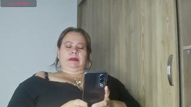 dulce_anahi_ – live chatrum