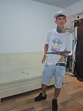 Darwinstark_'s Webcam Show