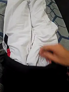 fjzix 在線直播表演