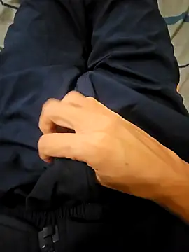 Show modela fjzix na web-kameri