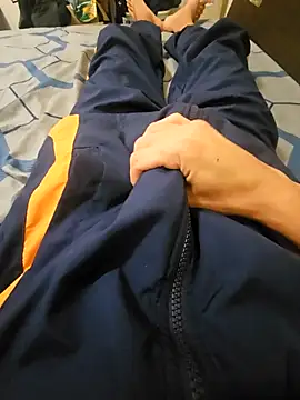 fjzix 在線直播表演