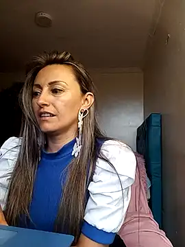 Angel_Nova_ Show in webcam