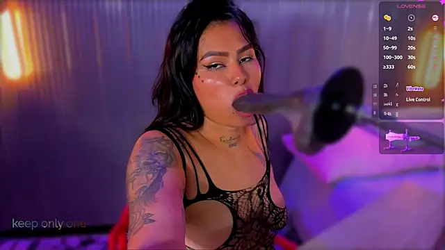 brunette_zoe's Webcam Show