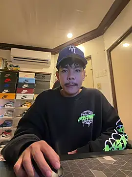 Dylannn_30 Webcam Show