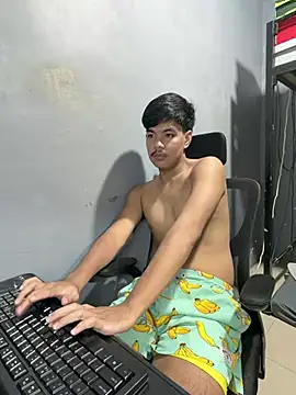 Dylannn_30 在線直播表演