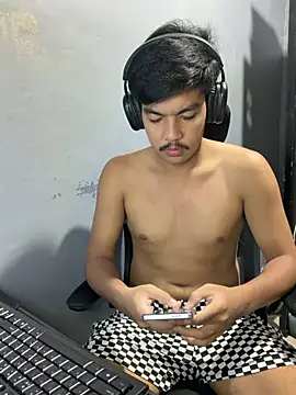 Dylannn_30 Pertunjukan Webcam