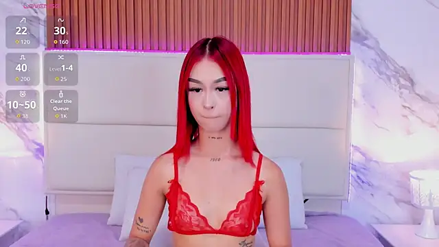 _bella_rossee_'s Live XXX Chat