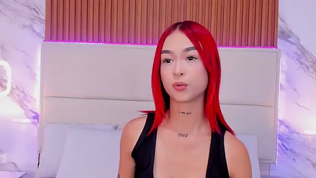 Show modela _bella_rossee_ na web-kameri
