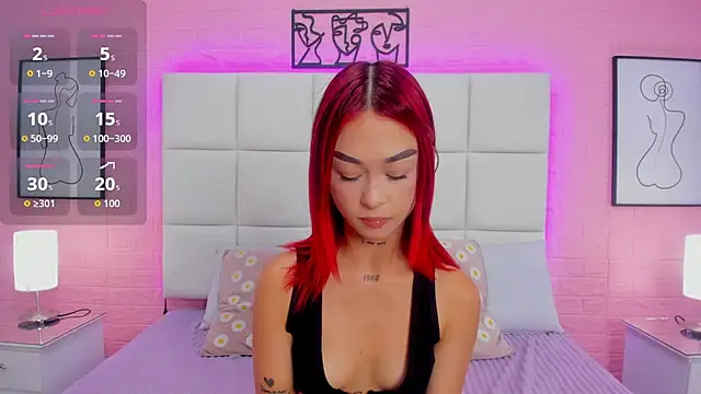 _bella_rossee_'s Live XXX Chat