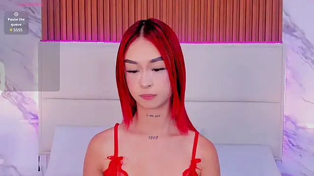 _bella_rossee_'s Webcam Show