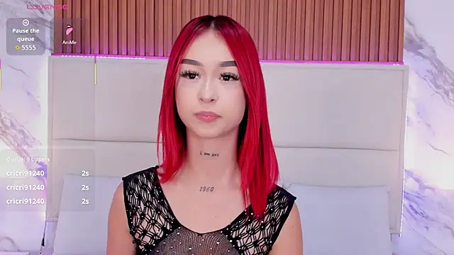 Chat +18 de _bella_rossee_ ao vivo