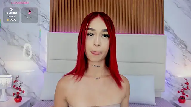 _bella_rossee_'s Live XXX Chat