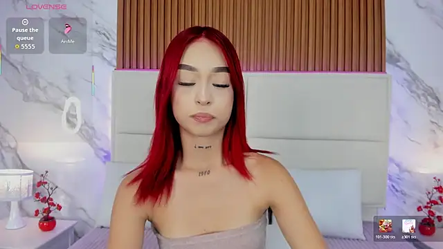 _bella_rossee_'s Webcam Show