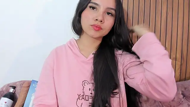 lysbani Adlı Modelin Canlı XXX Sohbeti