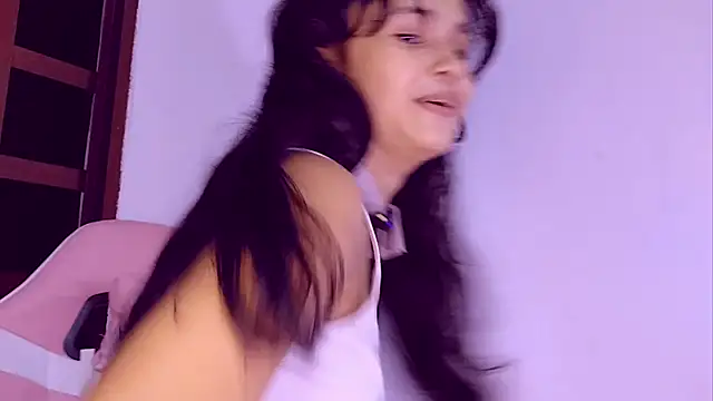Show de Baby_Elisee na webcam