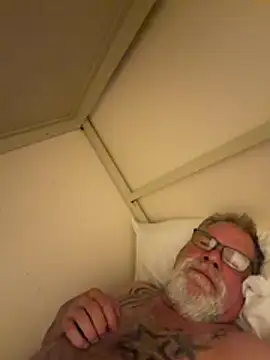 Caesar_Baxter Show in webcam