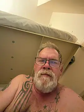 Caesar_Baxter webkamerás műsora